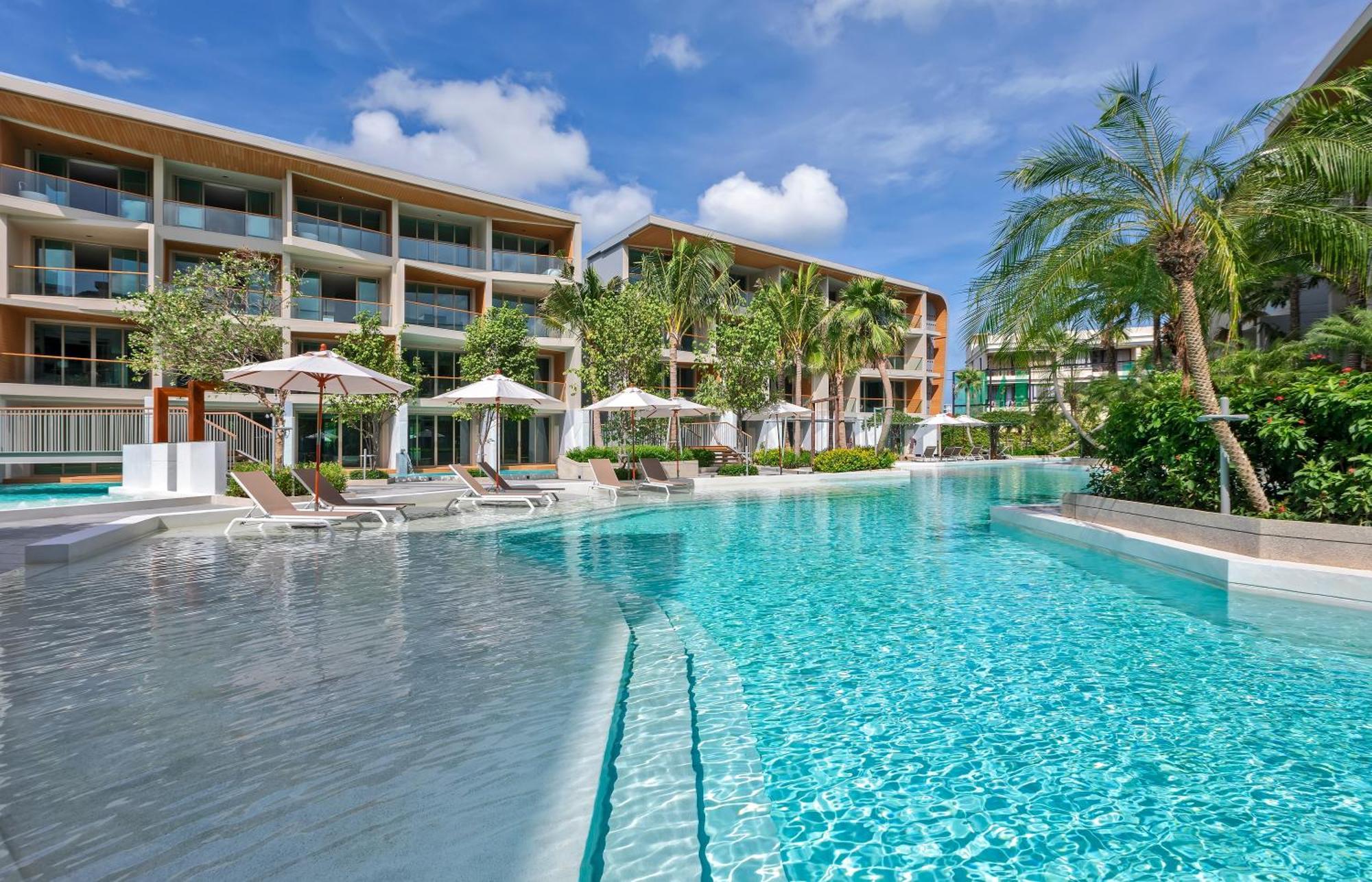 Wyndham Grand Nai Harn Beach Phuket Exterior foto